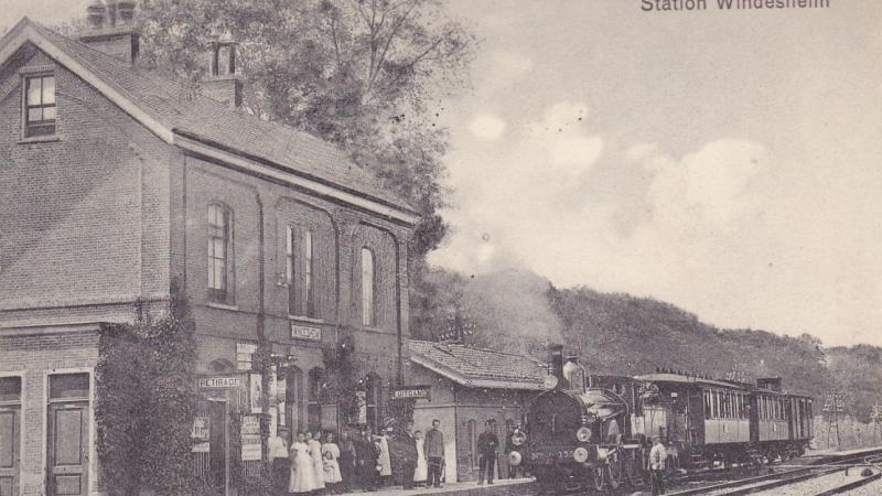 Station rond 1910