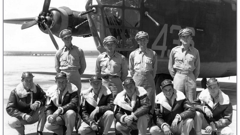 De originele crew van 1e Lt. Talbott (Bron: Teunis Schuurman "PATS")