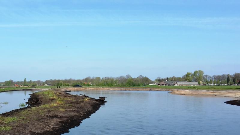 Drogteropslagen 2017: ontwikkeling nieuwe natuur nabij 'Reest'.