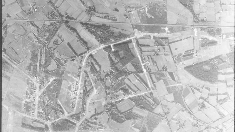 Gebombardeerd Holthuis en Oosterveld (1944)