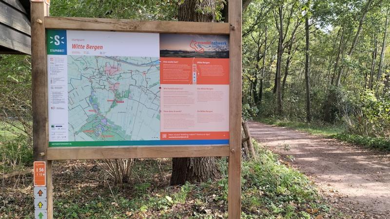 Startpunt i56 'Witte Bergen' route (geel) 9km